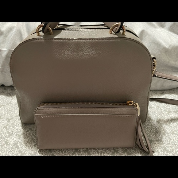 Kate spade crossbody handbag - Picture 2 of 3